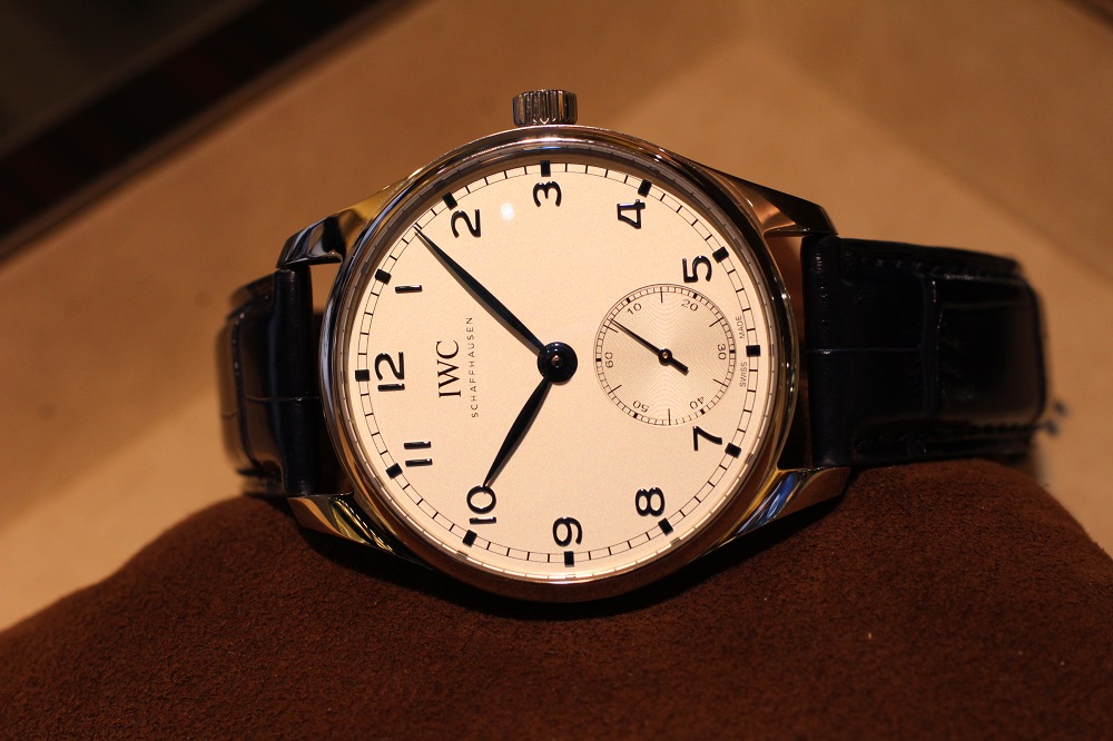 IWC】ポルトギーゼ・オートマチック40 人気の青針モデル入荷してます 