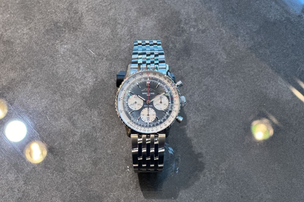 breitling_ブライトリング_navitimer_ナビタイマー_B01_chronograph_クロノグラフ_41_japanedition_ジャパンエディション_AB0139211C2A1_