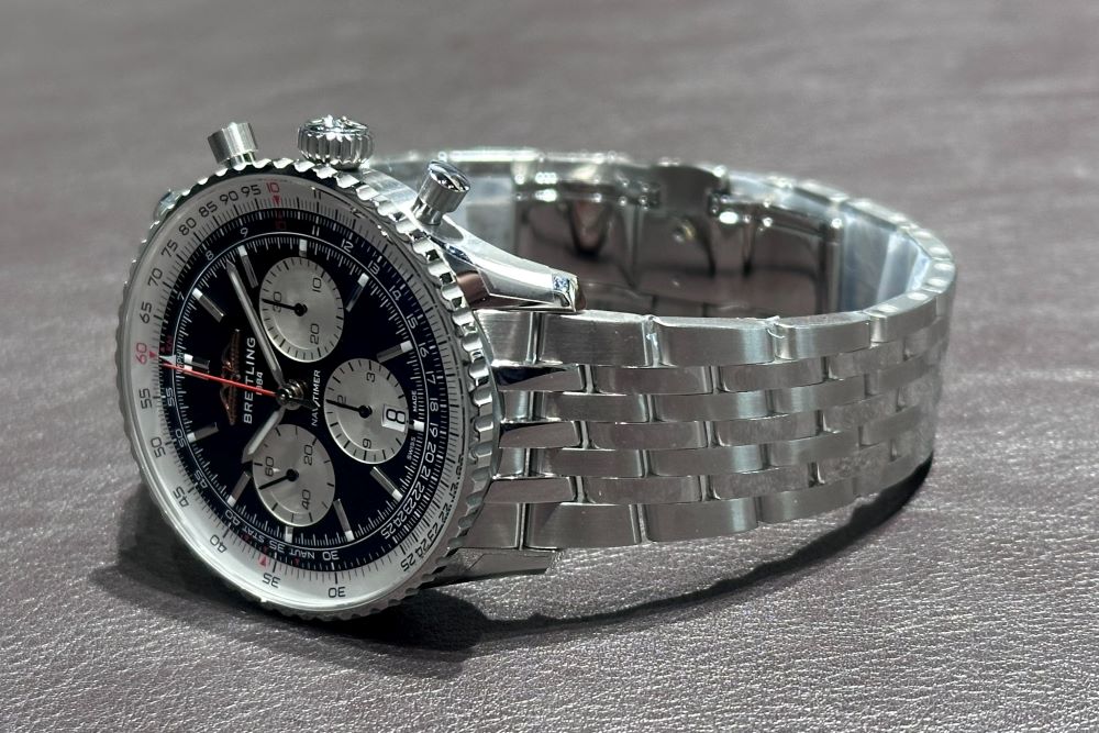 breitling_ブライトリング_navitimer_ナビタイマー_B01_chronograph_クロノグラフ_43_AB0138211B1A1_